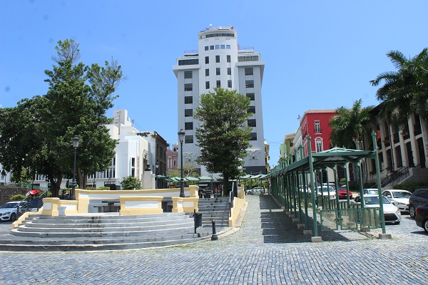 Plaza del Emigrante